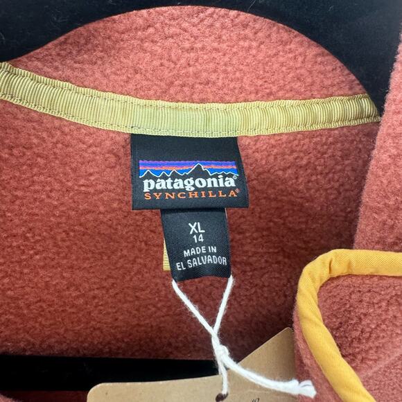 Patagonia Kids Lightweight Synch Snap-T Pullover Pale Periwinkle Size XL/14 NWT - Picture 10 of 10